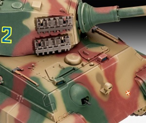 Revell TigerII Ausf.B (Henschel Turret)